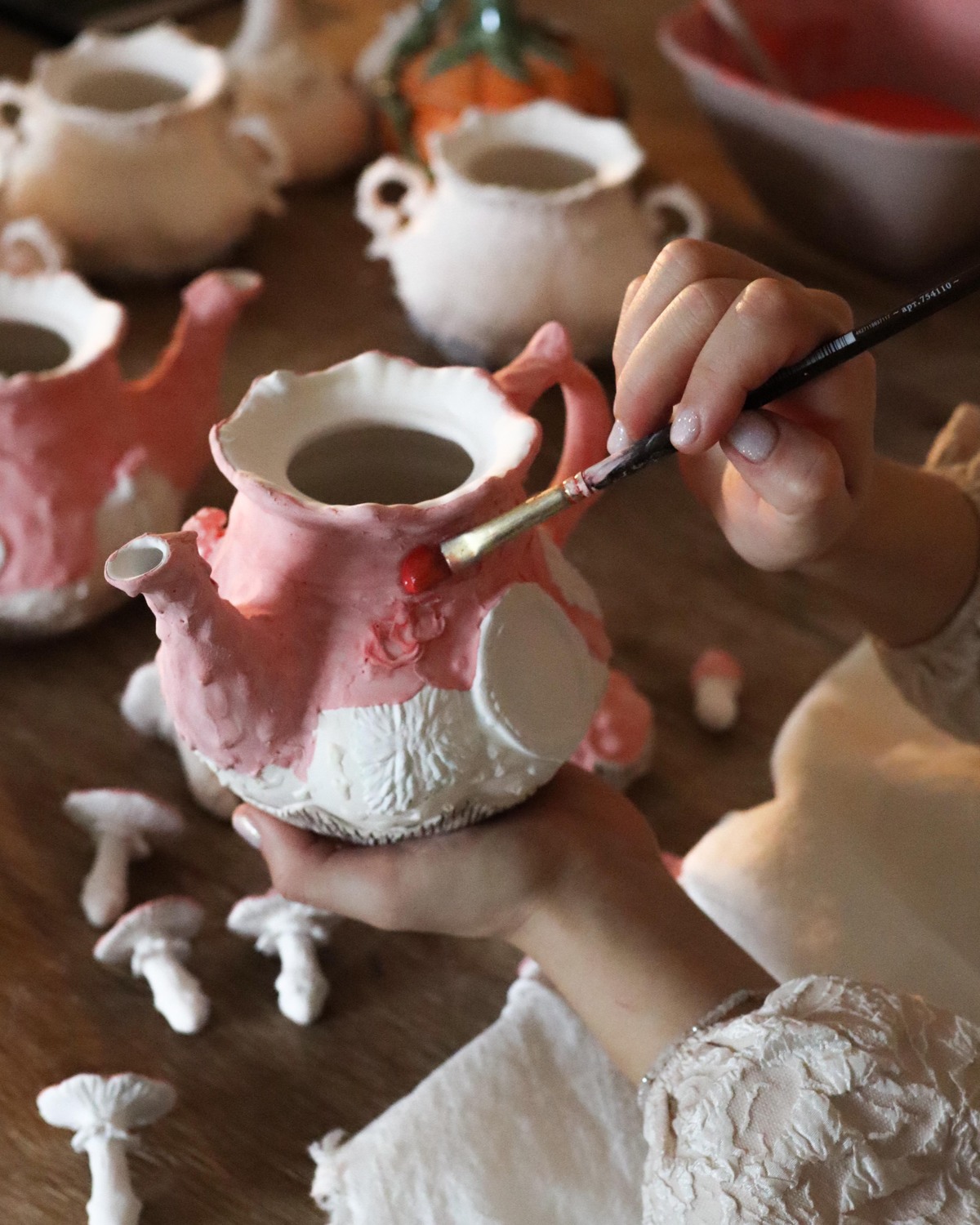 Екатерина Климентьева, керамист, художник и педагог. Керамика ручной работы, свечи, полиграфия и картины. Курсы, мастер-классы, консультации по керамике, ведению блогу Екатерина Климентьева, художник, керамист. Изделия ручной работы